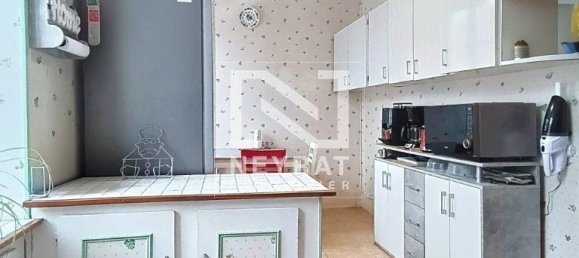 3 bedrooms Apartment in Luzy, France No. 96805 3