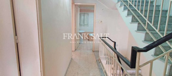 Таунхаус с 3 спальнями в Марса, Мальта № 1907 16