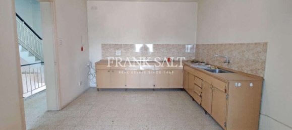 Таунхаус с 3 спальнями в Марса, Мальта № 1907 14