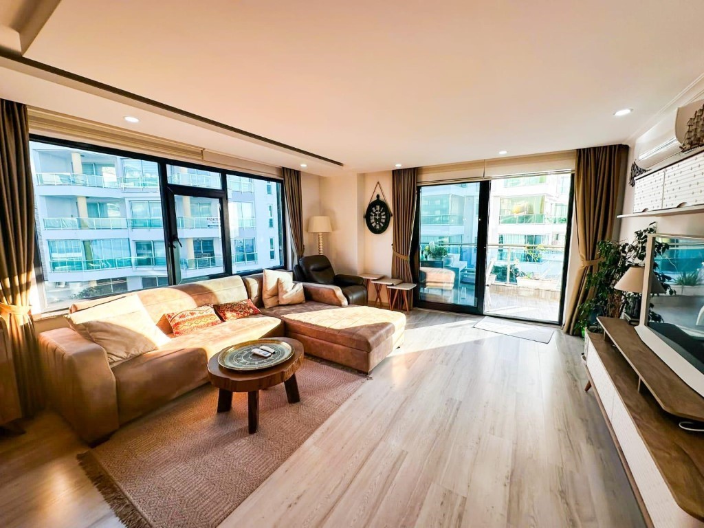 Apartamento de 3 habitaciónes en Kargicak, Turkey No. 20139