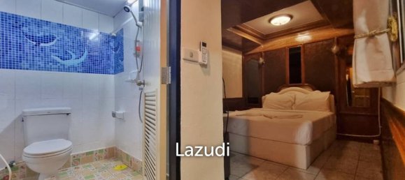 15 bedrooms Hotel in Bang Lamung, Thailand No. 24097 10