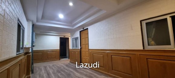 15 bedrooms Hotel in Bang Lamung, Thailand No. 24097 6
