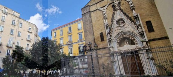 Studio in Naples, Italy No. 23247 3