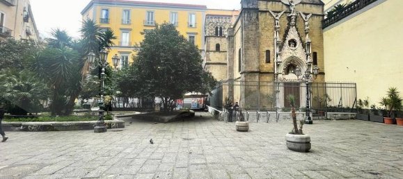 Studio in Naples, Italy No. 23247 4