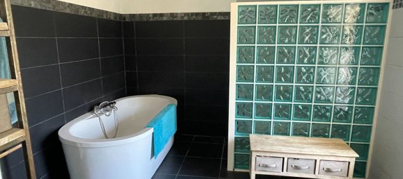 6 bedrooms House in Clohars-Carnoet, France No. 196909 9