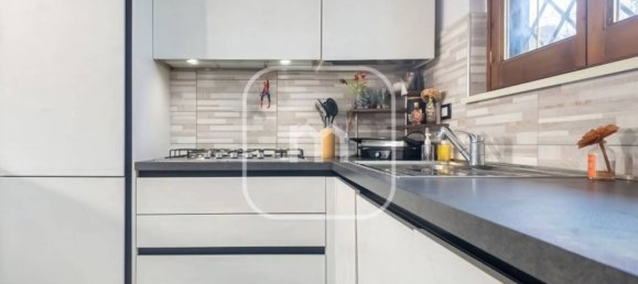 Apartamento de 2 dormitorios en Palestrina, Italy No. 111289 11