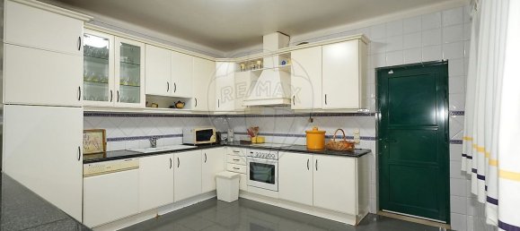 4 bedrooms House in Entroncamento, Portugal No. 174214 30