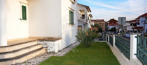 4 bedrooms House in Entroncamento, Portugal No. 174214 9