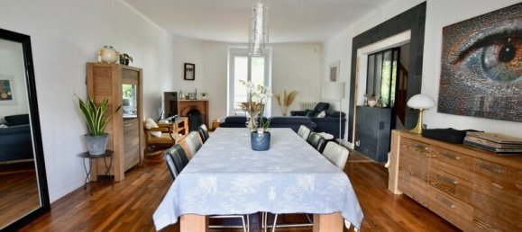 5 bedrooms House in Montreuil-Juigne, France No. 349805 4