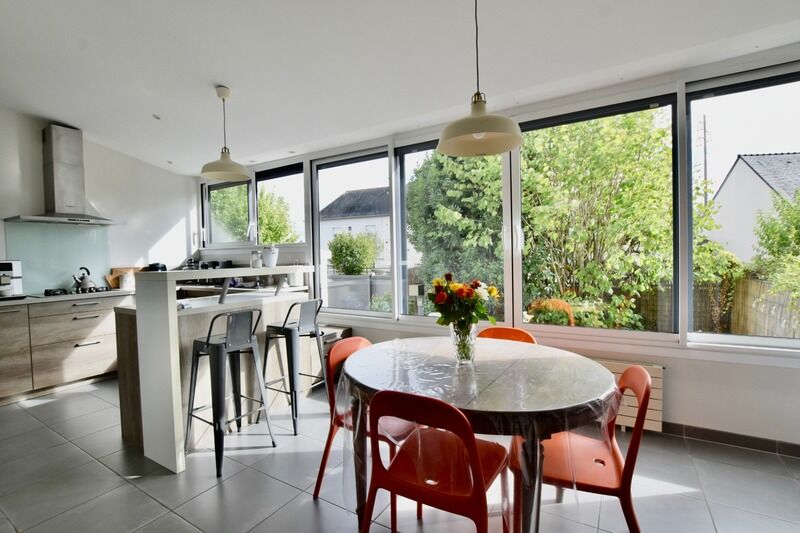 5 bedrooms House in Montreuil-Juigne, France No. 349805