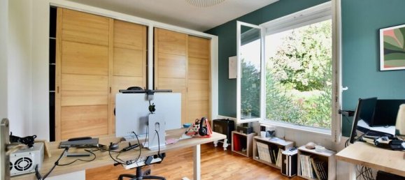 5 bedrooms House in Montreuil-Juigne, France No. 349805 6