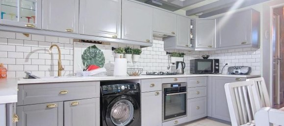 3 bedrooms Townhouse in Pugnac, France No. 95837 7