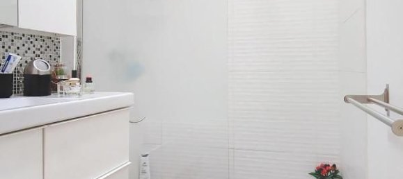 3 bedrooms Townhouse in Pugnac, France No. 95837 4