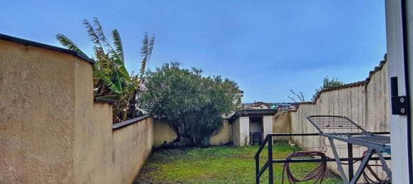 3 bedrooms Townhouse in Pugnac, France No. 95837 5