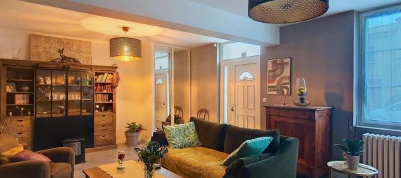 3 bedrooms Townhouse in Pugnac, France No. 95837 3