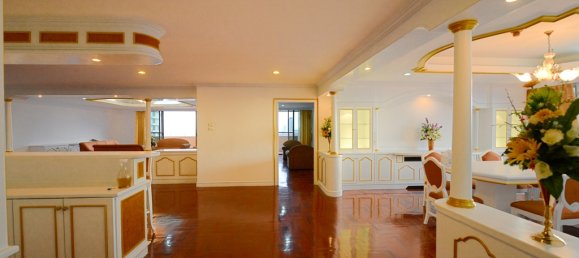 3 bedrooms Condo in Bangkok, Thailand No. 7467 5