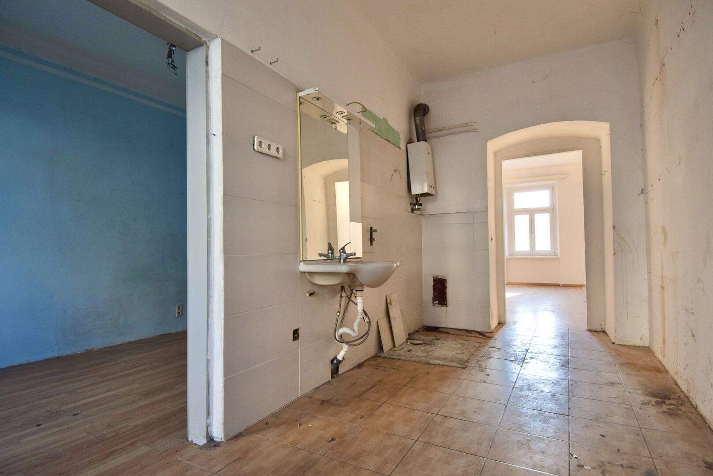 Apartamento de 32 divisões em Favoriten, Austria N.º 196173