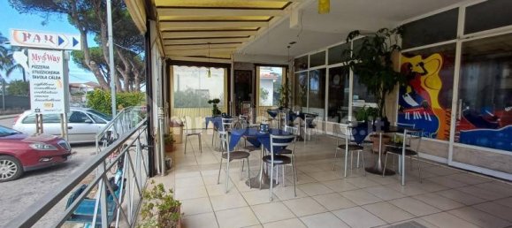 1-salle Bureau à Capaccio Paestum, Italy No. 31043 5