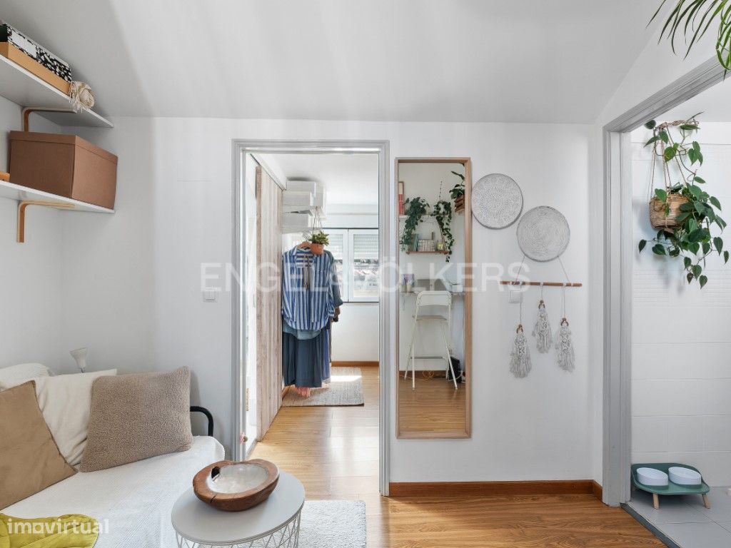 1 bedroom Apartment in Lisbon, Portugal No. 14609