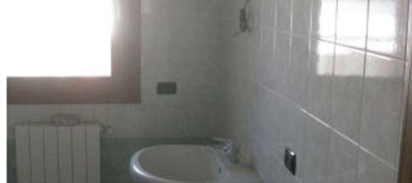 3 rooms Apartment in Grumello del Monte, Italy No. 5931 9