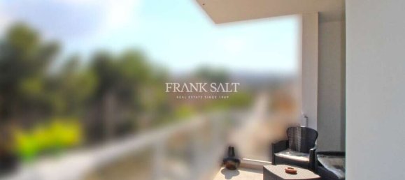 Apartamento de 3 dormitorios en Pembroke, Malta No. 8082 7