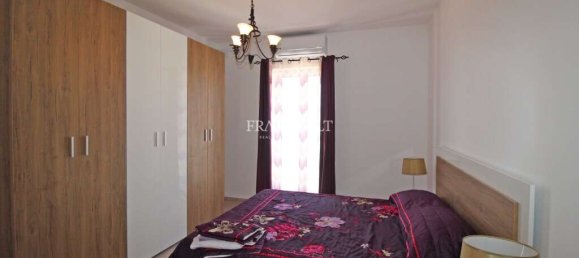 Apartamento de 3 dormitorios en Pembroke, Malta No. 8082 11