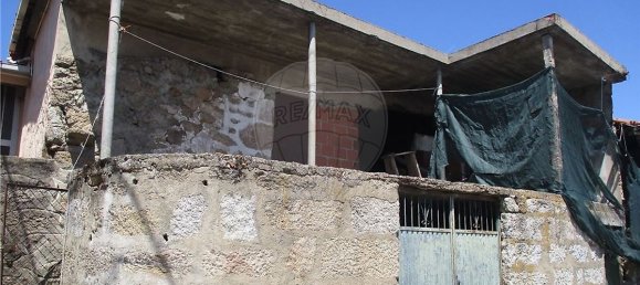 3 bedrooms House in Vila Verde da Raia, Portugal No. 35247 2