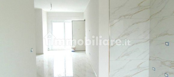 Apartamento de 3 dormitorios en Montesarchio, Italy No. 157307 5