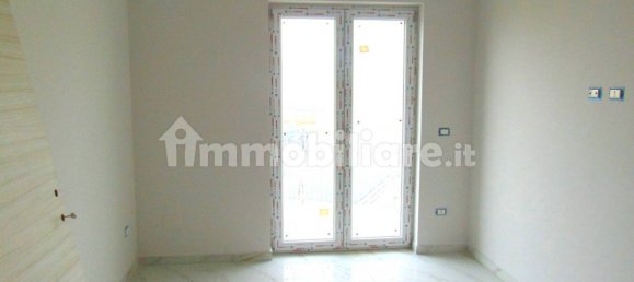 Apartamento de 3 dormitorios en Montesarchio, Italy No. 157307 12
