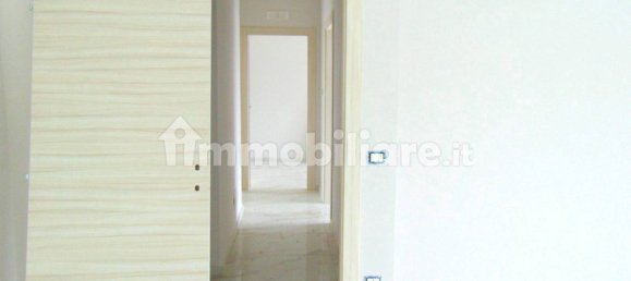 Apartamento de 3 dormitorios en Montesarchio, Italy No. 157307 7