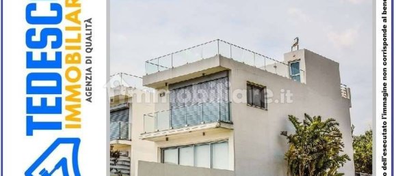 5-Zimmer Haus in San Nicola Baronia, Italy, Nr. 267411 2