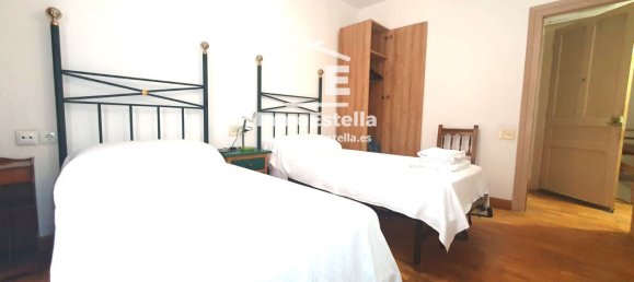 483m² Commercial property in Chartered Community of Navarre, Spain No. 83572 3