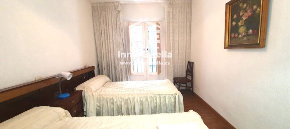 483m² Commercial property in Chartered Community of Navarre, Spain No. 83572 5