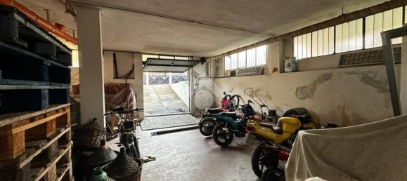 1 bedroom Garage in Turin, Italy No. 299971 9