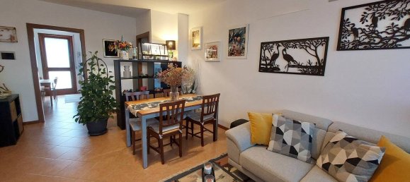 3 bedrooms Apartment in Treviso, Italy No. 350461 3