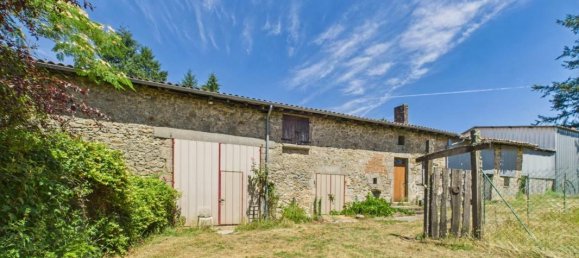 3 bedrooms House in Marval, France No. 276607 2