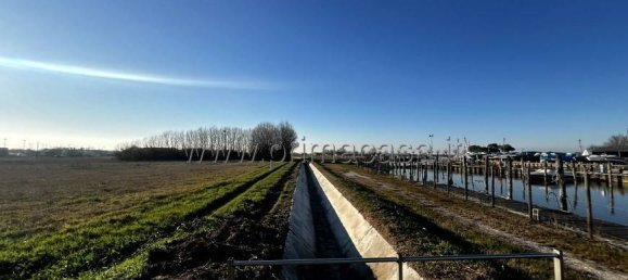 5 rooms Building in Chioggia, Italy No. 109571 13