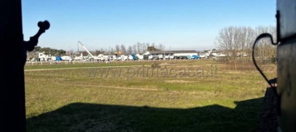 5 rooms Building in Chioggia, Italy No. 109571 28