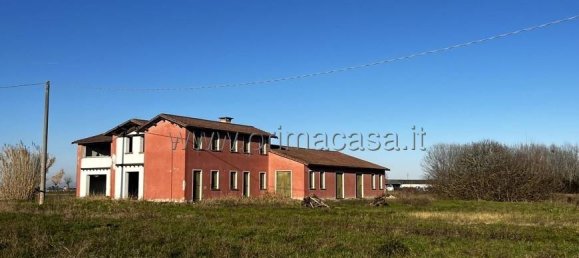 5 rooms Building in Chioggia, Italy No. 109571 17