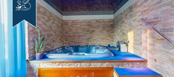 3 Schlafzimmer Penthouse in Bergamo, Italy, Nr. 370927 8