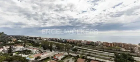 Dúplex de 4 dormitorios en Castelldefels, Spain No. 179134 16