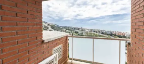 Dúplex de 4 dormitorios en Castelldefels, Spain No. 179134 24