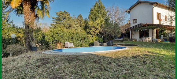 3 bedrooms Villa in Varese, Italy No. 82142 9