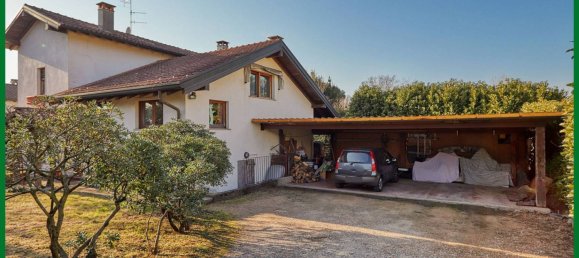 3 bedrooms Villa in Varese, Italy No. 82142 4