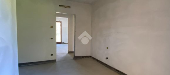 2-salle Appartement à Casazza, Italy No. 143390 7