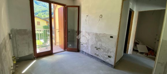 2-salle Appartement à Casazza, Italy No. 143390 8