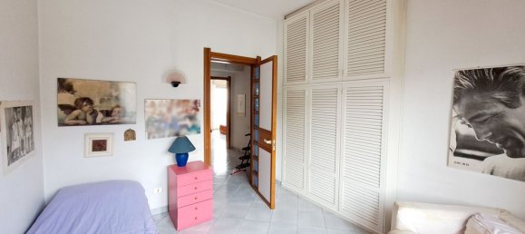 6 rooms Apartment in Salerno, Italy No. 167296 17