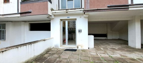 6 rooms Apartment in Salerno, Italy No. 167296 23