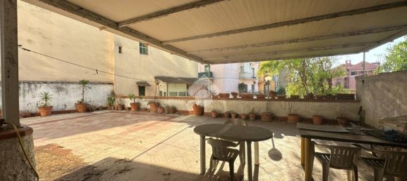 4 bedrooms Apartment in Naples, Italy No. 66345 10