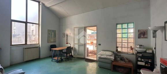 4 bedrooms Apartment in Naples, Italy No. 66345 8